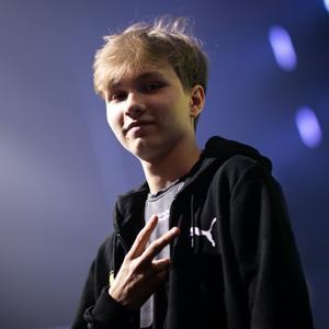 首日结束时 首日结束时