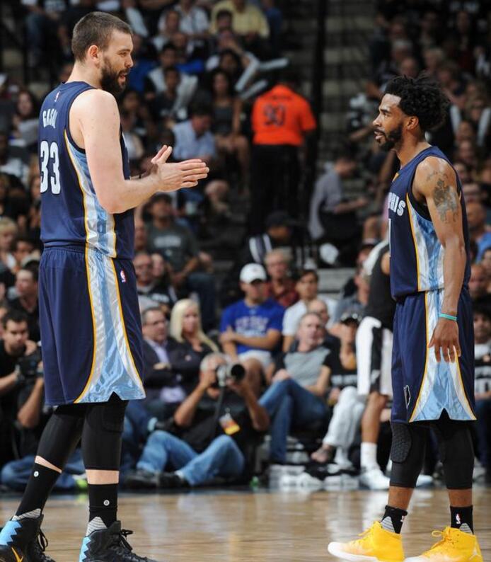 果岭硬度极 果岭硬度极