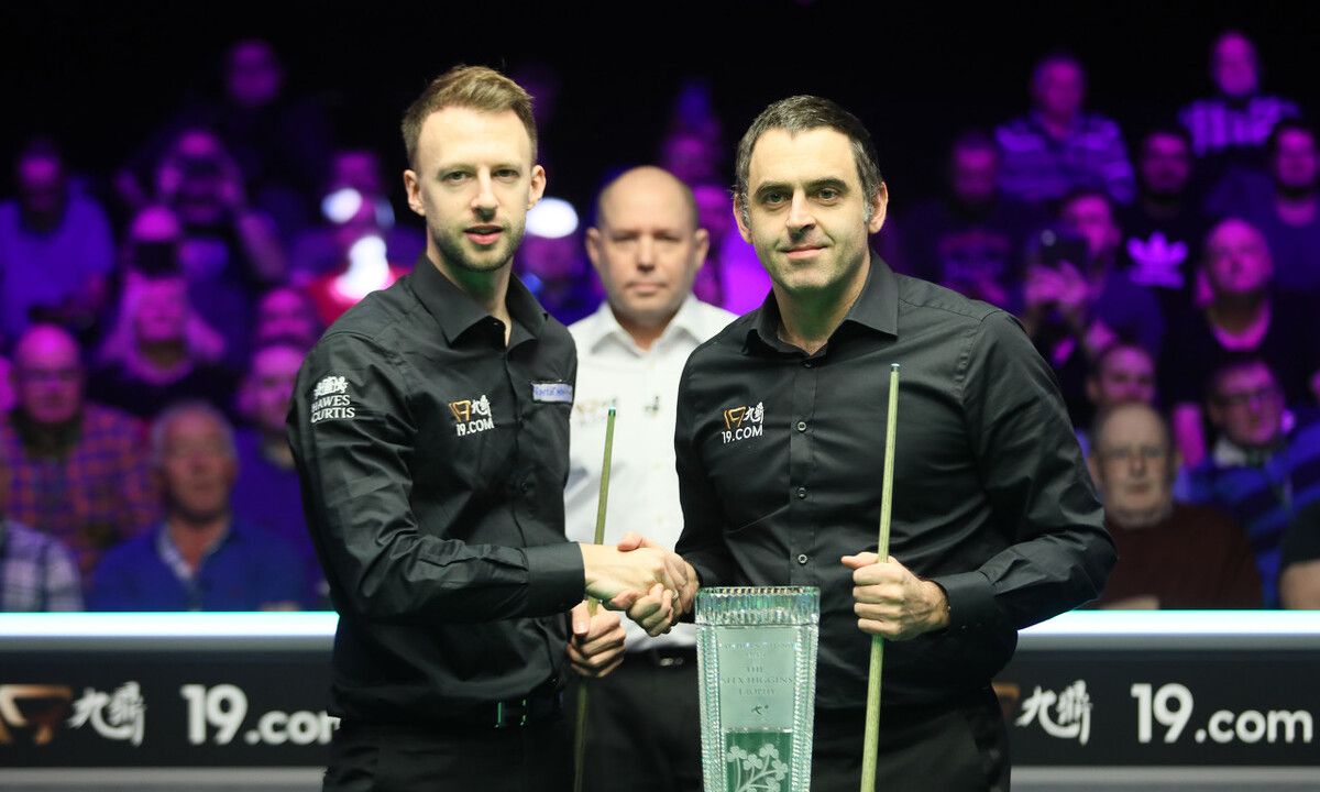 中国足球不 中国足球不