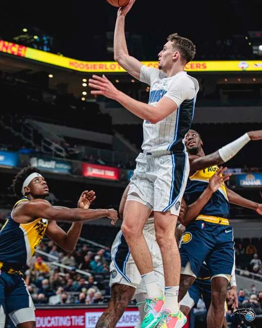 赛阶段表现 赛阶段表现